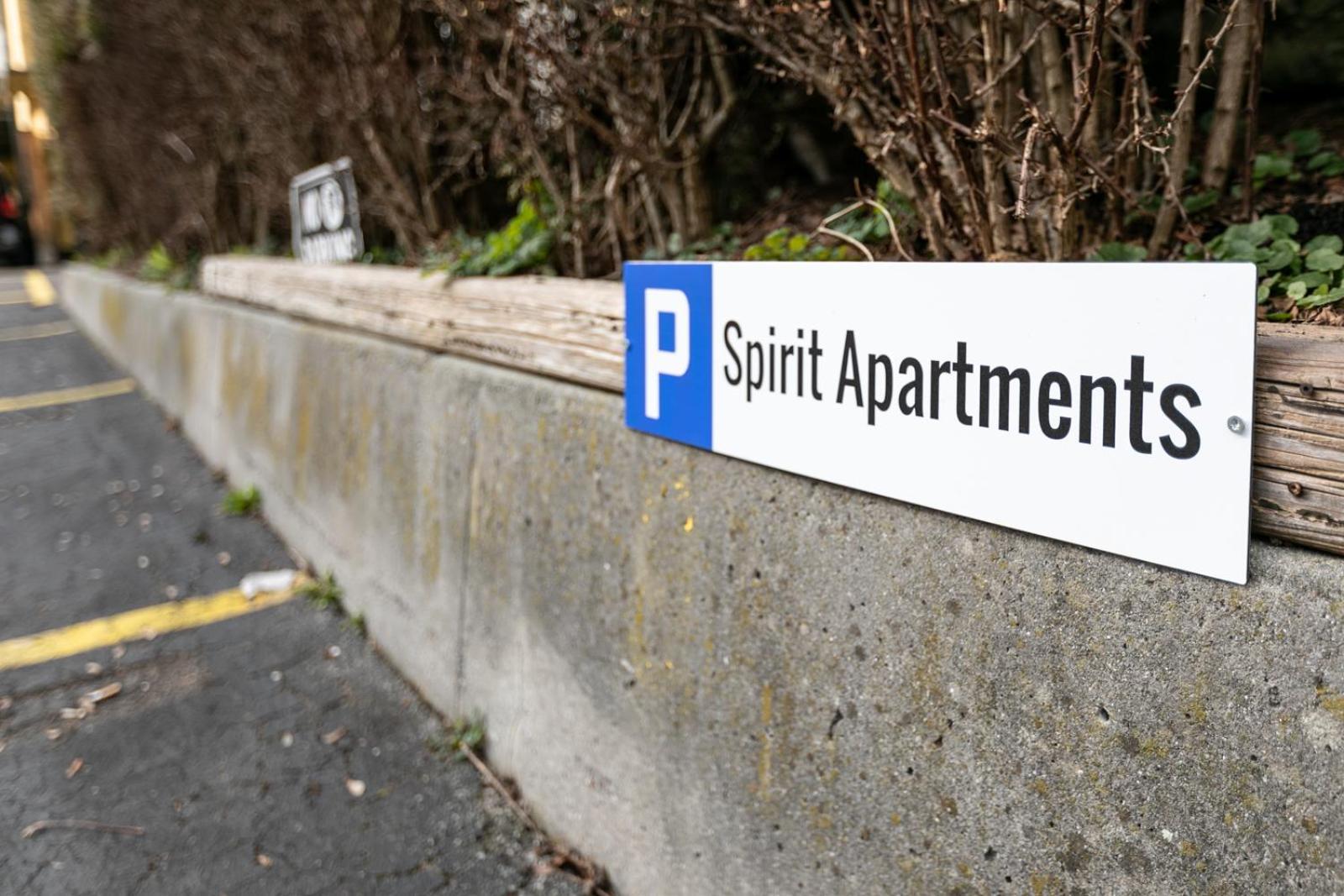 Spirit Apartments - Studio 2 - Kueche - Parkplatz Engelberg Exterior foto